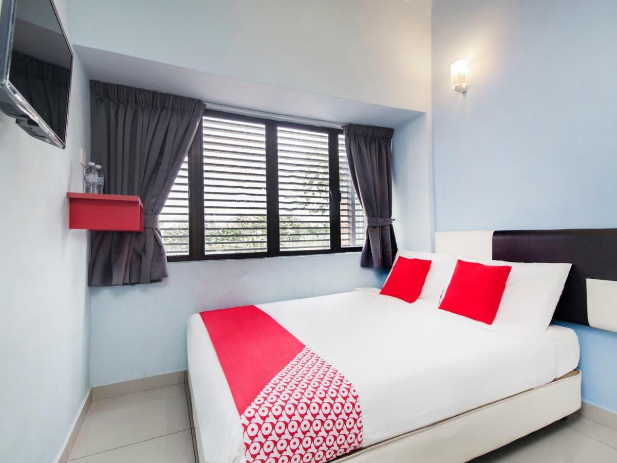 Oyo 220 Hotel Sri Maluri Κουάλα Λουμπούρ Εξωτερικό φωτογραφία