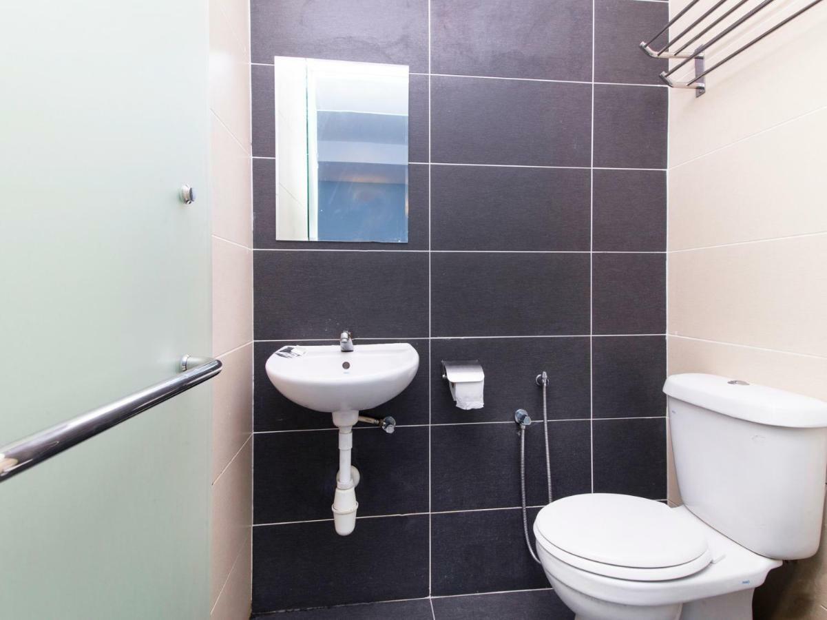 Oyo 220 Hotel Sri Maluri Κουάλα Λουμπούρ Εξωτερικό φωτογραφία