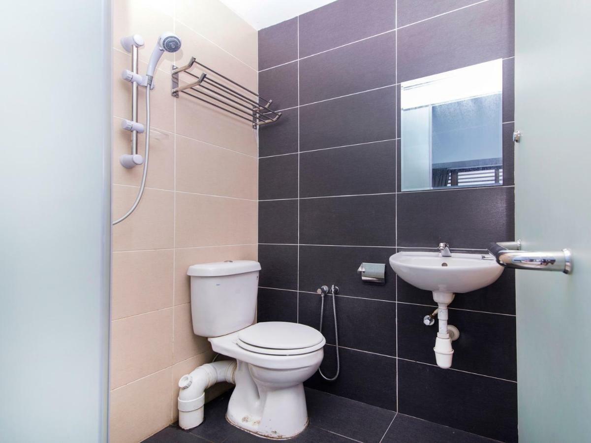 Oyo 220 Hotel Sri Maluri Κουάλα Λουμπούρ Εξωτερικό φωτογραφία